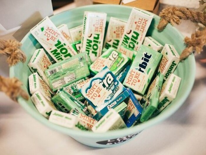 66 Best Wedding Gifts For Guests That Will Delight Them 121 After-Meal Mint Favors