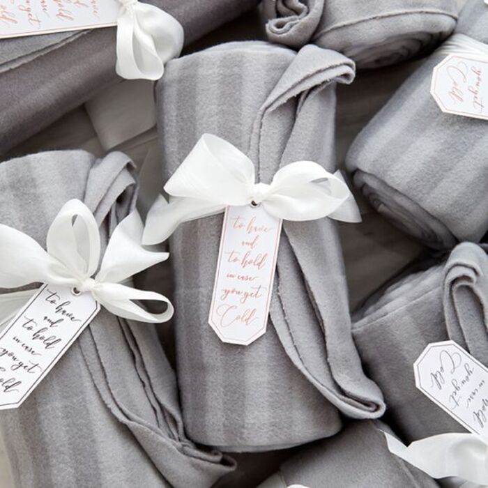 66 Best Wedding Gifts For Guests That Will Delight Them 125 Throw Blankets - Wedding Souvenirs For Guests