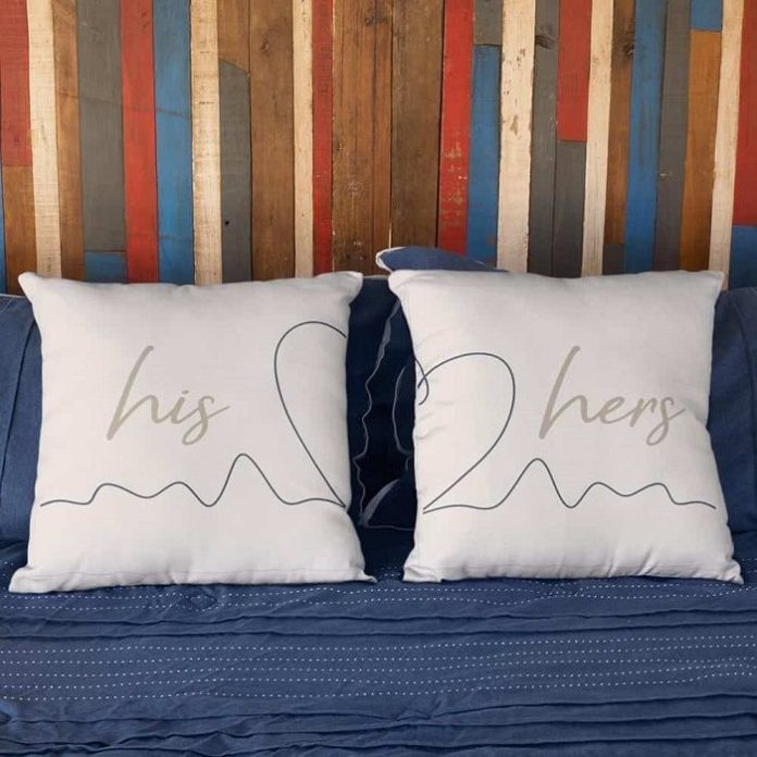 The 35 Awesome 13 Year Wedding Anniversary Gifts You'll Love