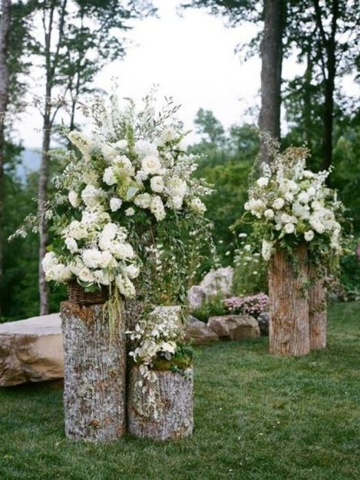 A Rustic Backyard Wedding Decor For Woodland Arch