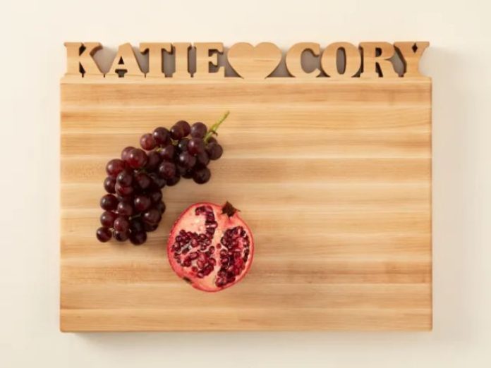 41 Best Wedding Gifts For Sister That She'll Surely Cherish