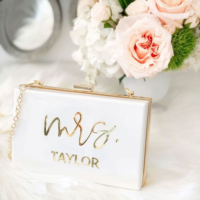 32+ Epic Last Minute Bridal Shower Gifts She