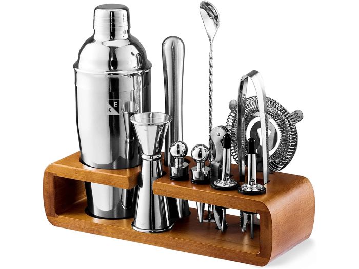 Barware (corkscrew, strainer, jigger, scoop)