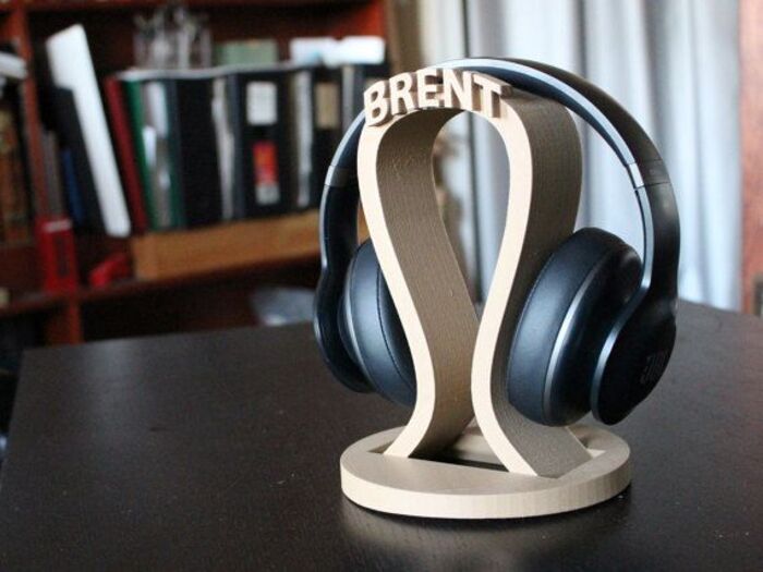 A Custom Headphone Stand is a good wedding gift for brother