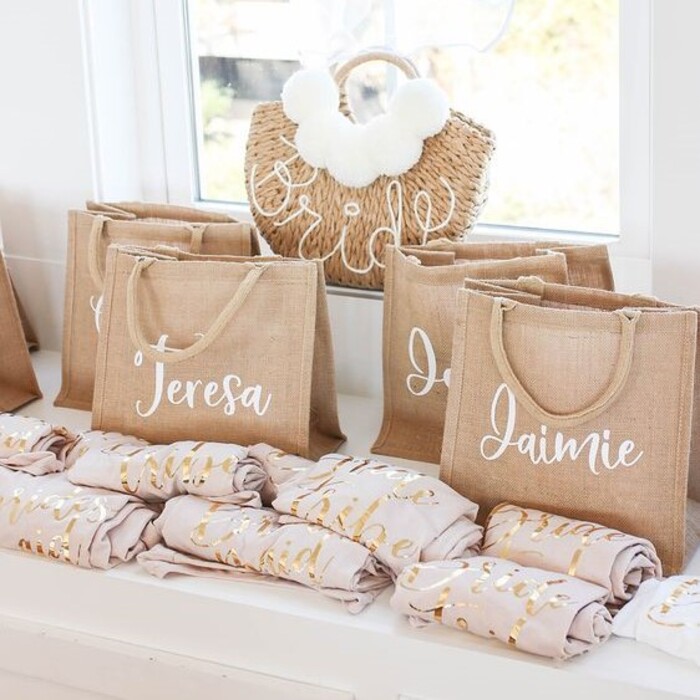 54+ Memorable Gifts For Bridesmaids On Wedding Day In 2022 59 Gifts For Bridesmaids On Wedding Day