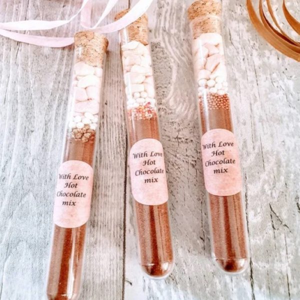 42 Best Edible Wedding Favors That Will Please Your Guests
