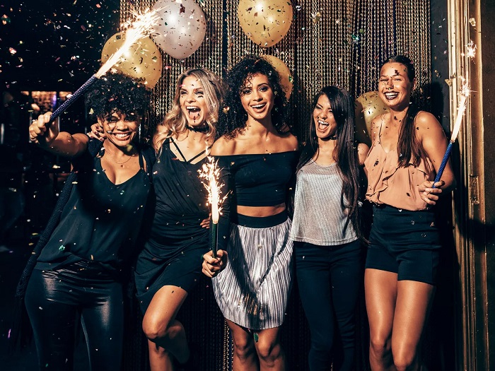Top Tips For Winning Mother Of The Groom Etiquette (2023) 3 Mother Of The Groom Etiquette With Bachelorette Party