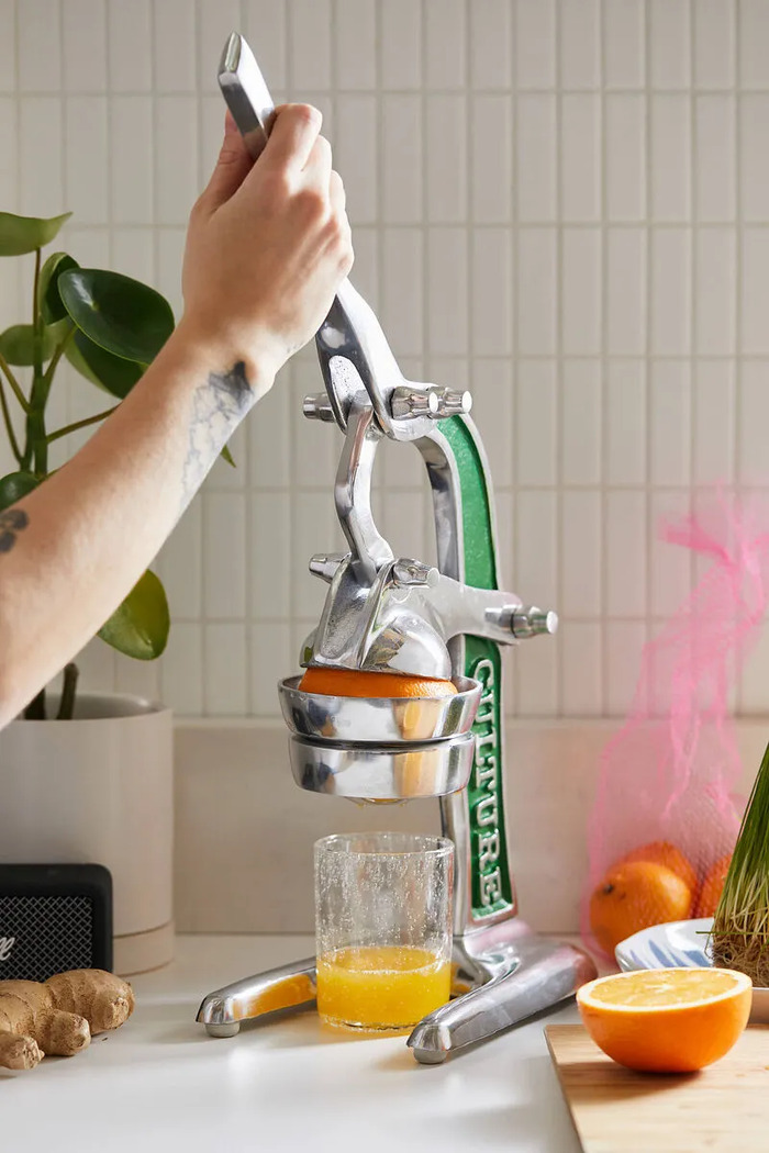 40 Epic Last Minute Bridal Shower Gifts She