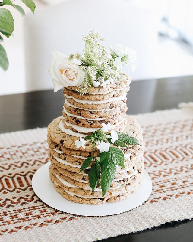 bridal shower cookie cake 